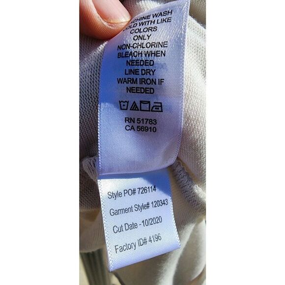 Maurices White Camo Sweater Soft Shark Bite Hem Raglan Poncho Womens Plus S/M - Picture 7 of 8